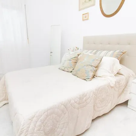 Apartment C71 - Cool 1 Bedroom Capuchinos *